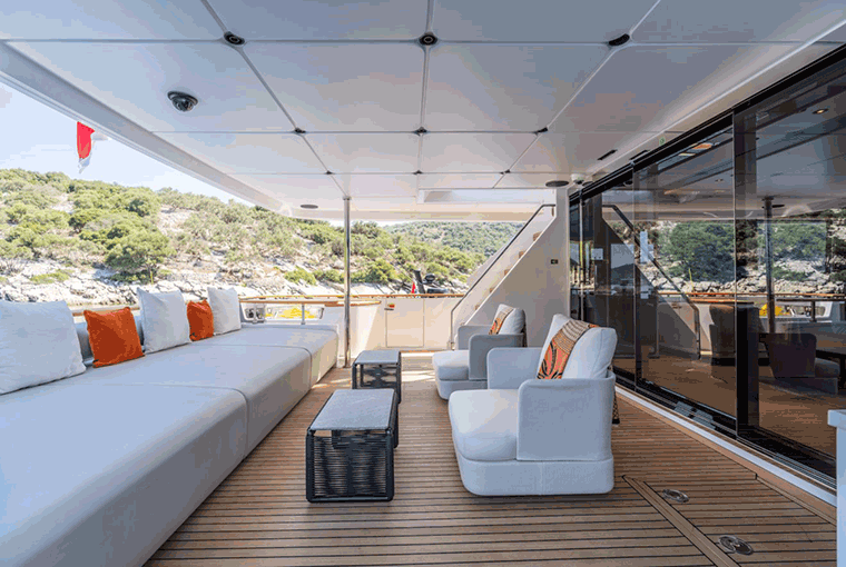 Custom Line Navetta 30